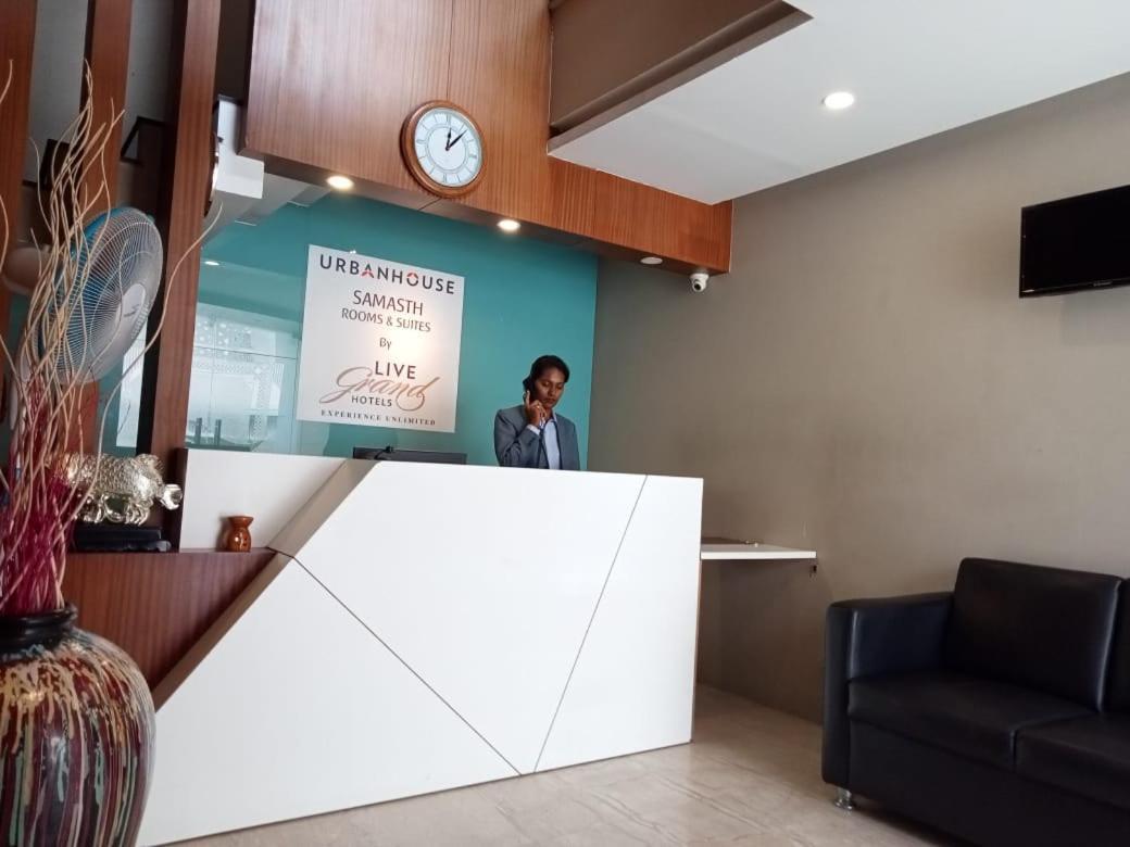 Samasth Rooms And Suits Мисор Екстериор снимка