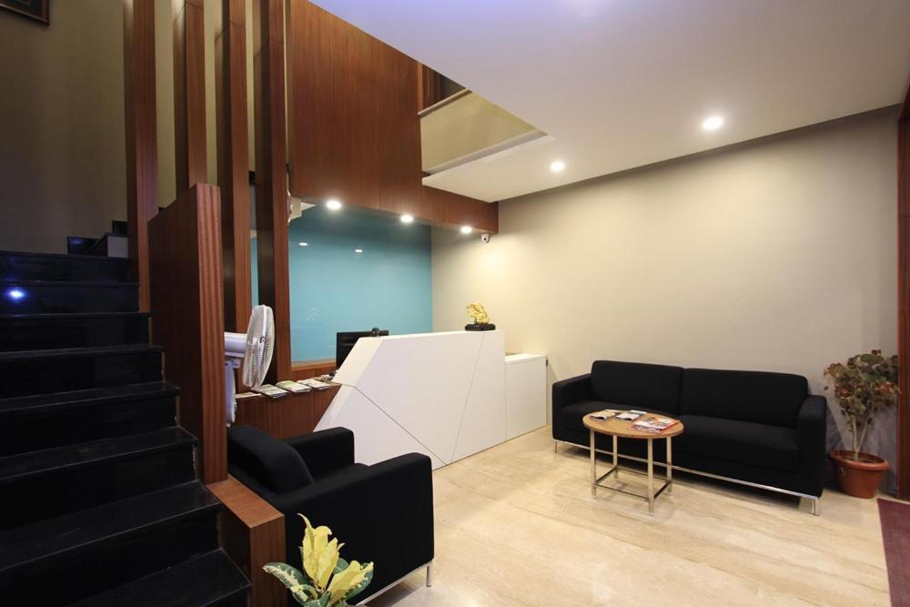 Samasth Rooms And Suits Мисор Екстериор снимка