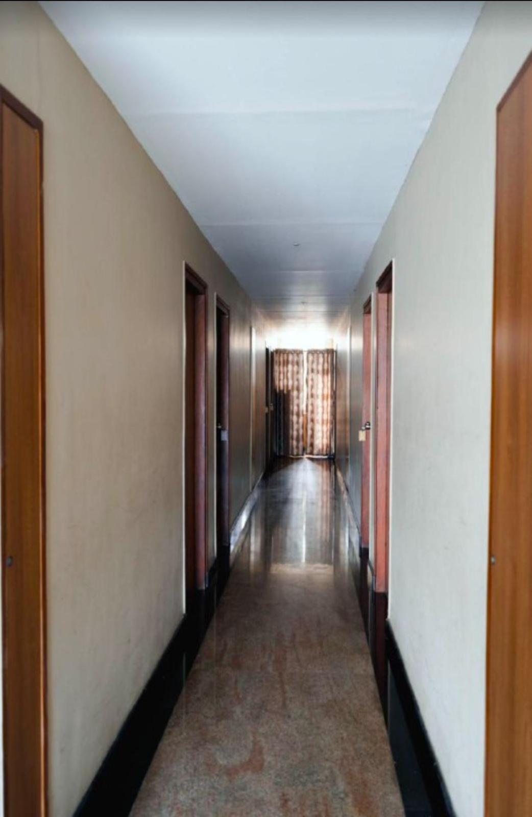 Samasth Rooms And Suits Мисор Екстериор снимка