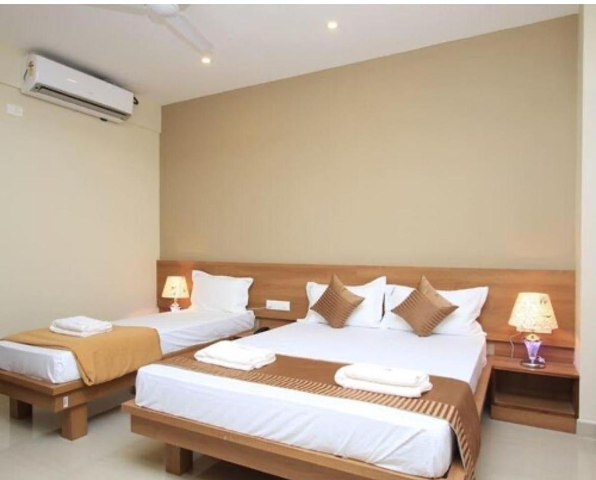 Samasth Rooms And Suits Мисор Екстериор снимка
