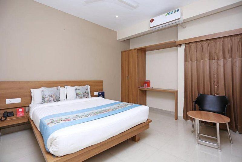 Samasth Rooms And Suits Мисор Екстериор снимка