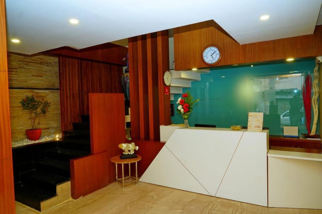 Samasth Rooms And Suits Мисор Екстериор снимка